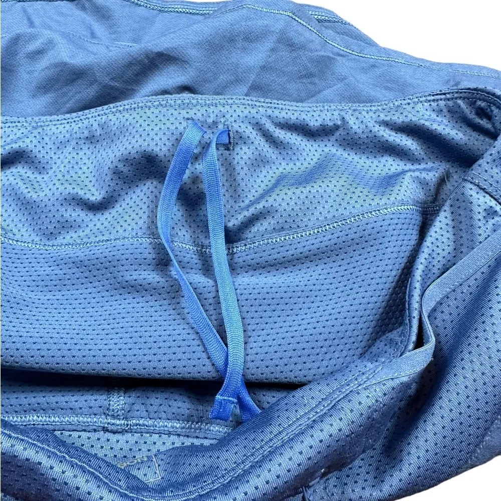 THE NORTH FACE: Blue Athletic Skort - Size Medium